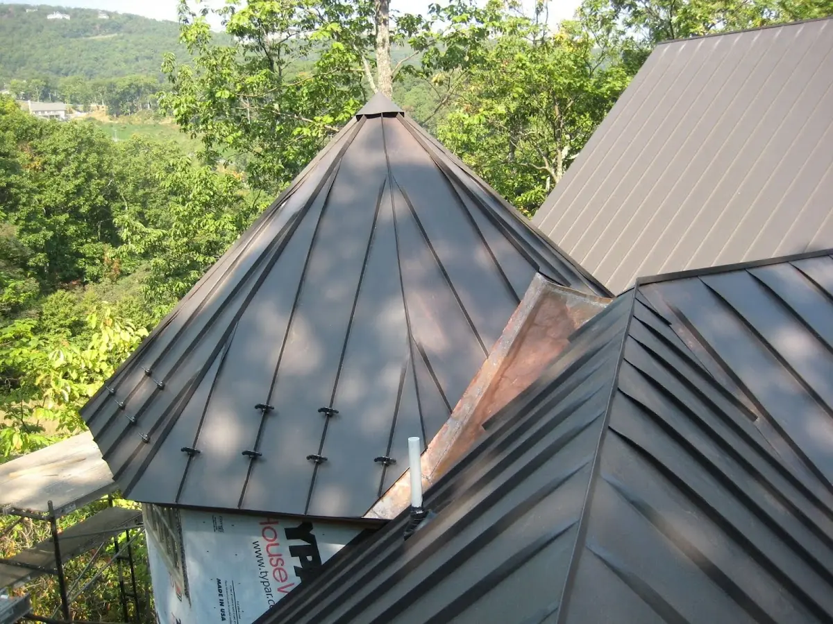Professional Gutter Cleaning by Craftsman Roofing in Kaiminani